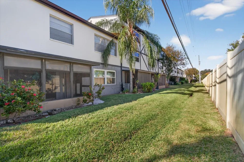 1146 KING ARTHUR COURT #110 Dunedin, FL 34698