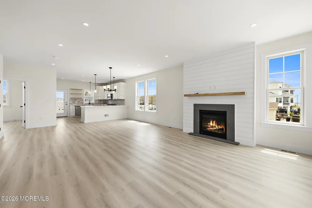 1131 S Green Street Tuckerton, NJ 08087