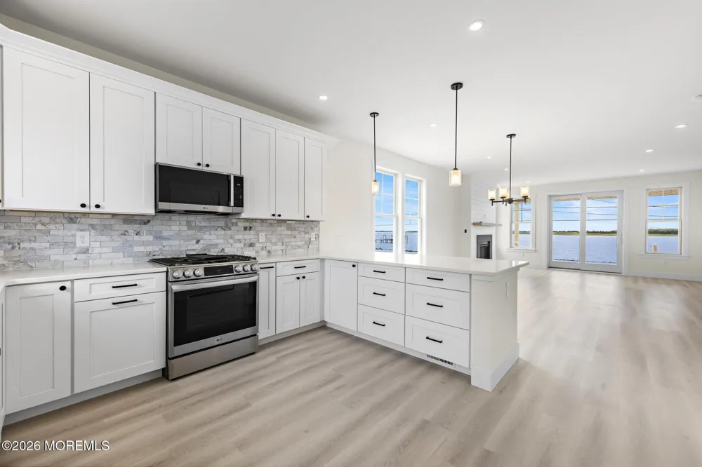 1131 S Green Street Tuckerton, NJ 08087
