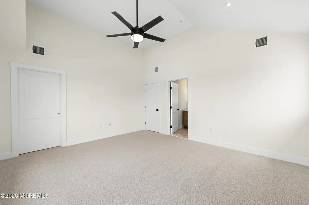 1131 S Green Street Tuckerton, NJ 08087