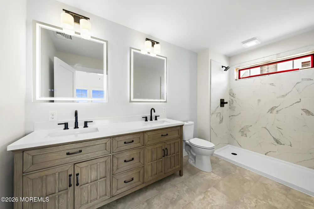 1131 S Green Street Tuckerton, NJ 08087