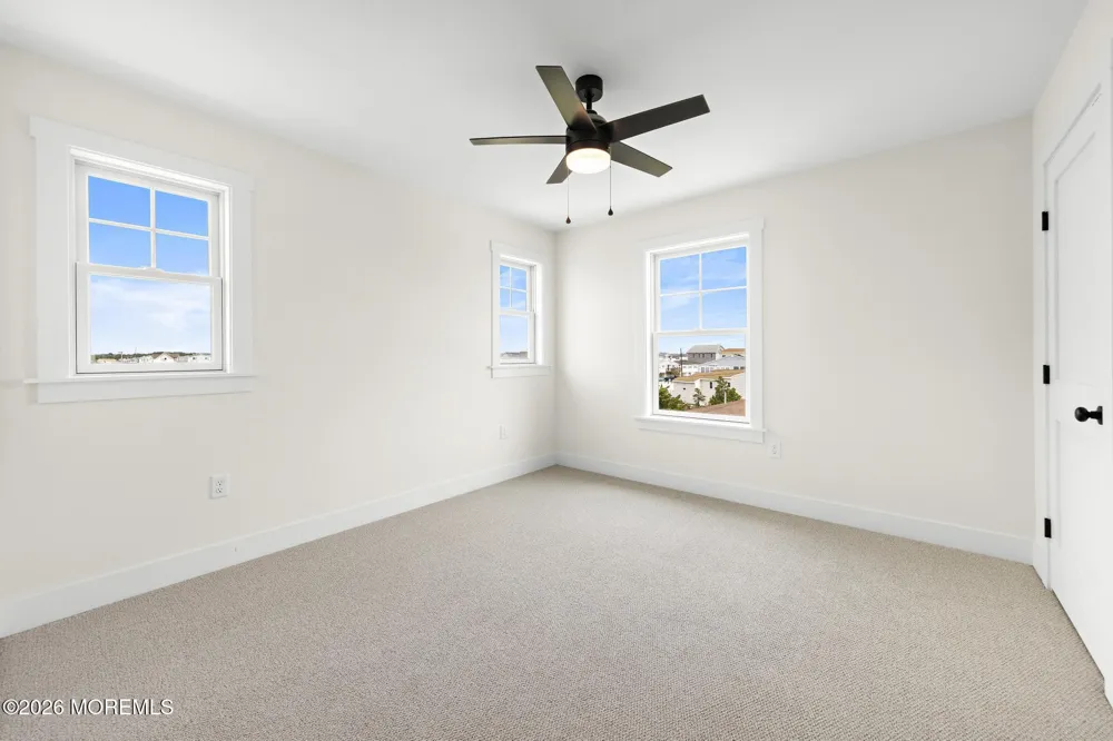 1131 S Green Street Tuckerton, NJ 08087