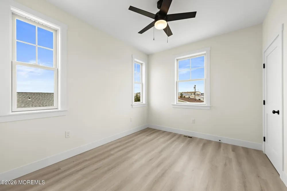 1131 S Green Street Tuckerton, NJ 08087