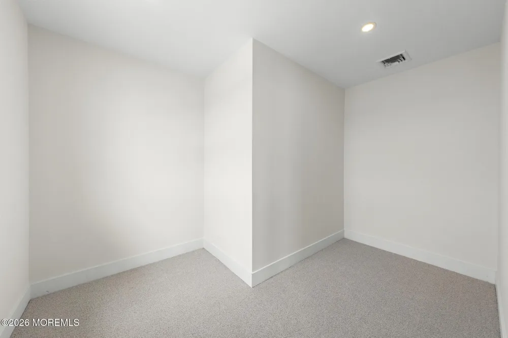 1131 S Green Street Tuckerton, NJ 08087