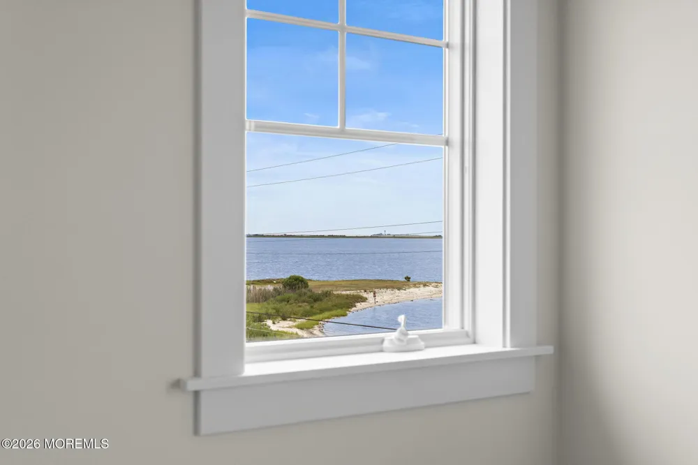 1131 S Green Street Tuckerton, NJ 08087