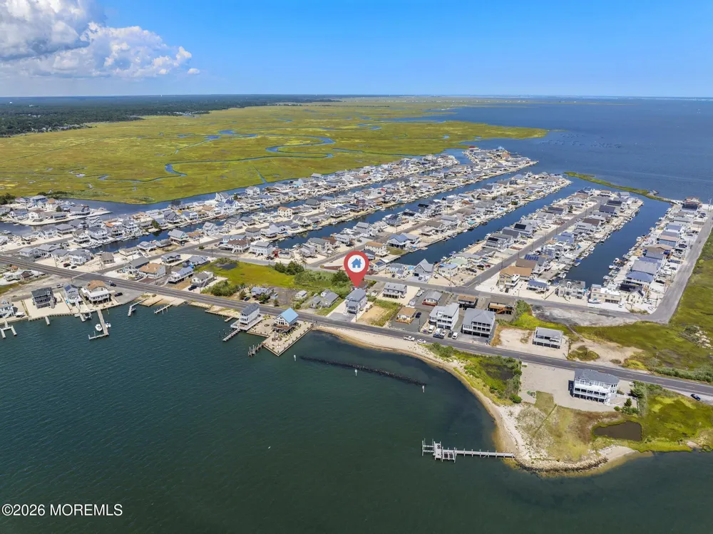 1131 S Green Street Tuckerton, NJ 08087