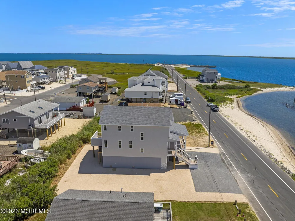 1131 S Green Street Tuckerton, NJ 08087