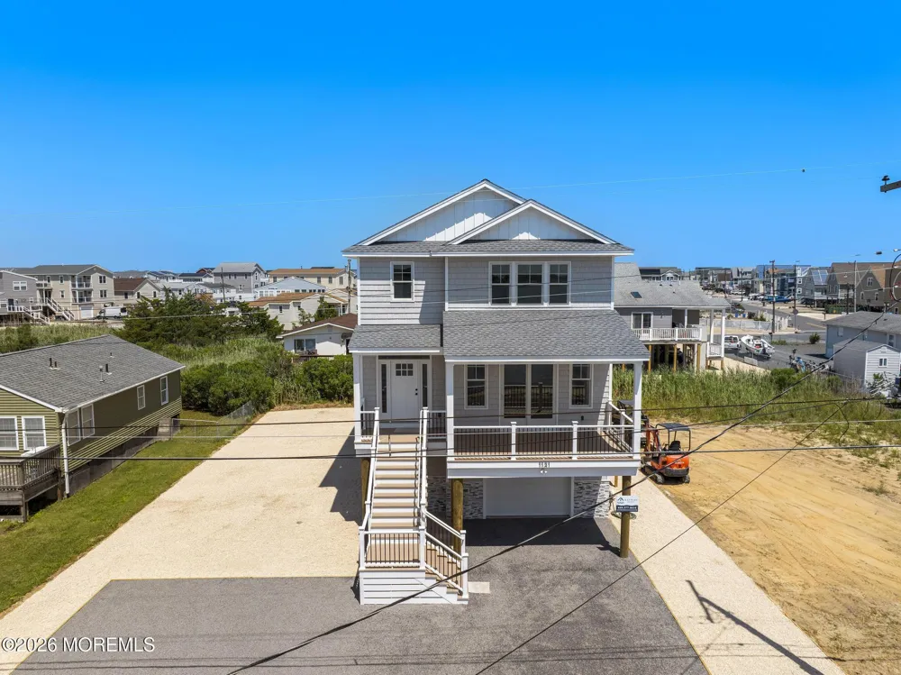 1131 S Green Street Tuckerton, NJ 08087