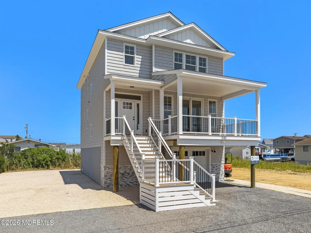 1131 S Green Street Tuckerton, NJ 08087