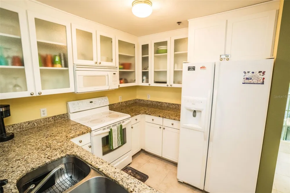 515 BAHIA BEACH BOULEVARD Ruskin, FL 33570