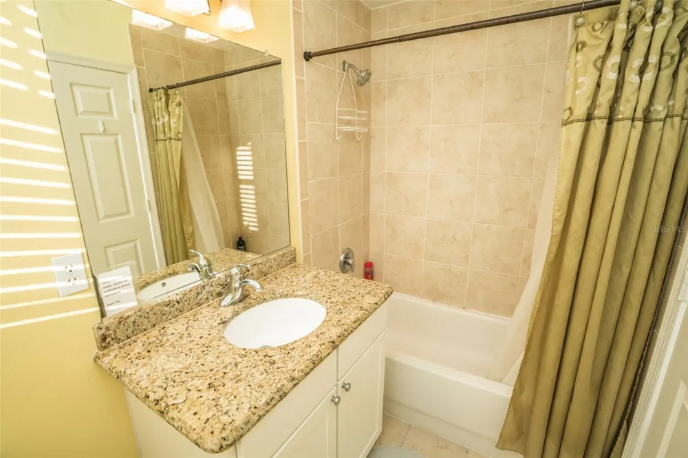515 BAHIA BEACH BOULEVARD Ruskin, FL 33570