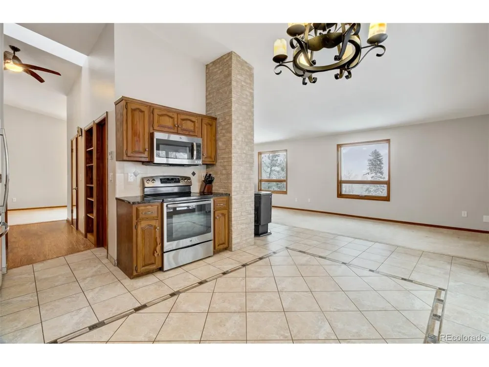 5865 Waterfall Loop Manitou Springs, CO 80829