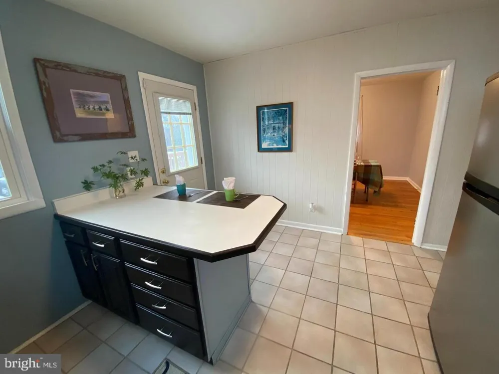 3807 CEDARHURST ROAD Baltimore, MD 21206