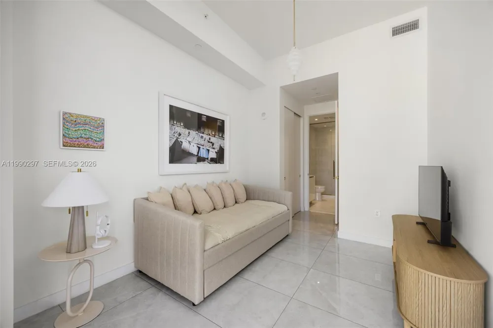 2655 S Bayshore Dr #1505 Coconut Grove, FL 33133