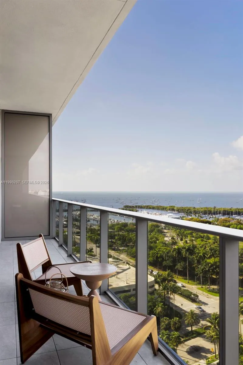 2655 S Bayshore Dr #1505 Coconut Grove, FL 33133