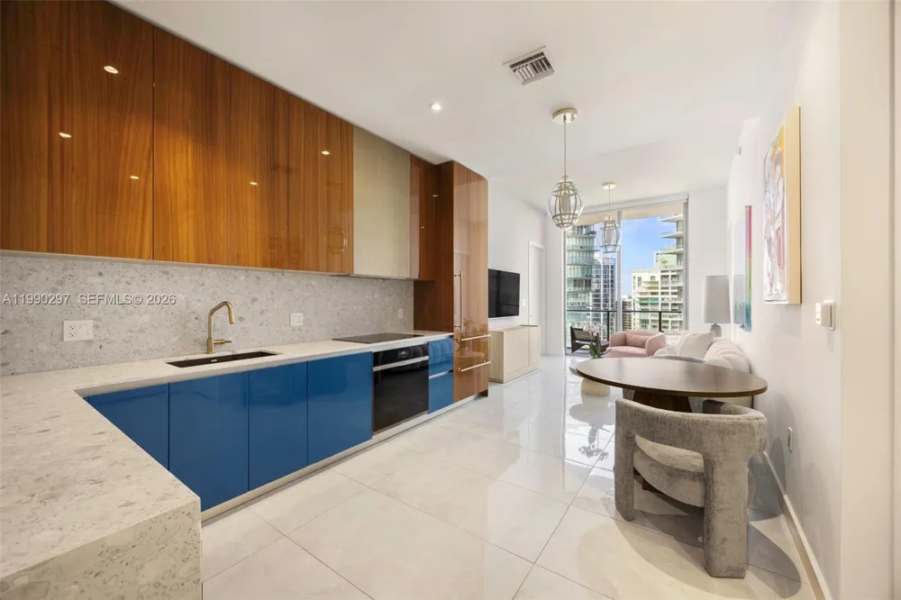 2655 S Bayshore Dr #1505 Coconut Grove, FL 33133