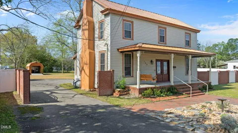128 E Railroad Street
