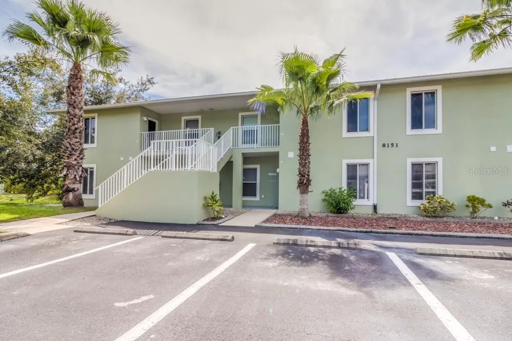 8151 MEMORY LANE #118 Rotonda West, FL 33947