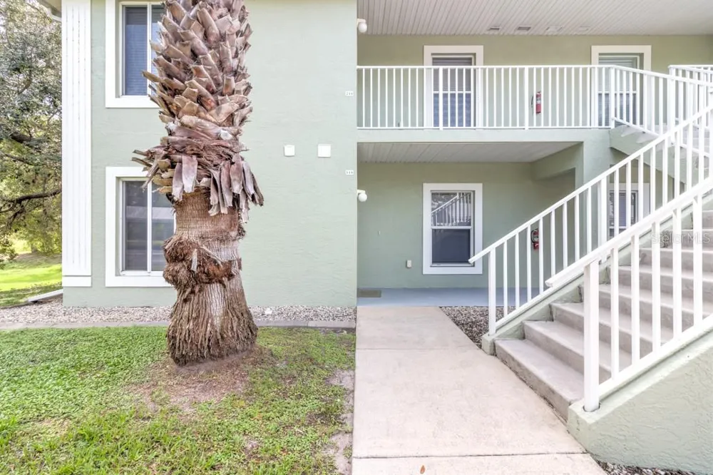 8151 MEMORY LANE #118 Rotonda West, FL 33947