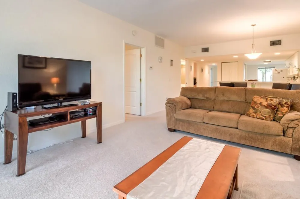 8151 MEMORY LANE #118 Rotonda West, FL 33947