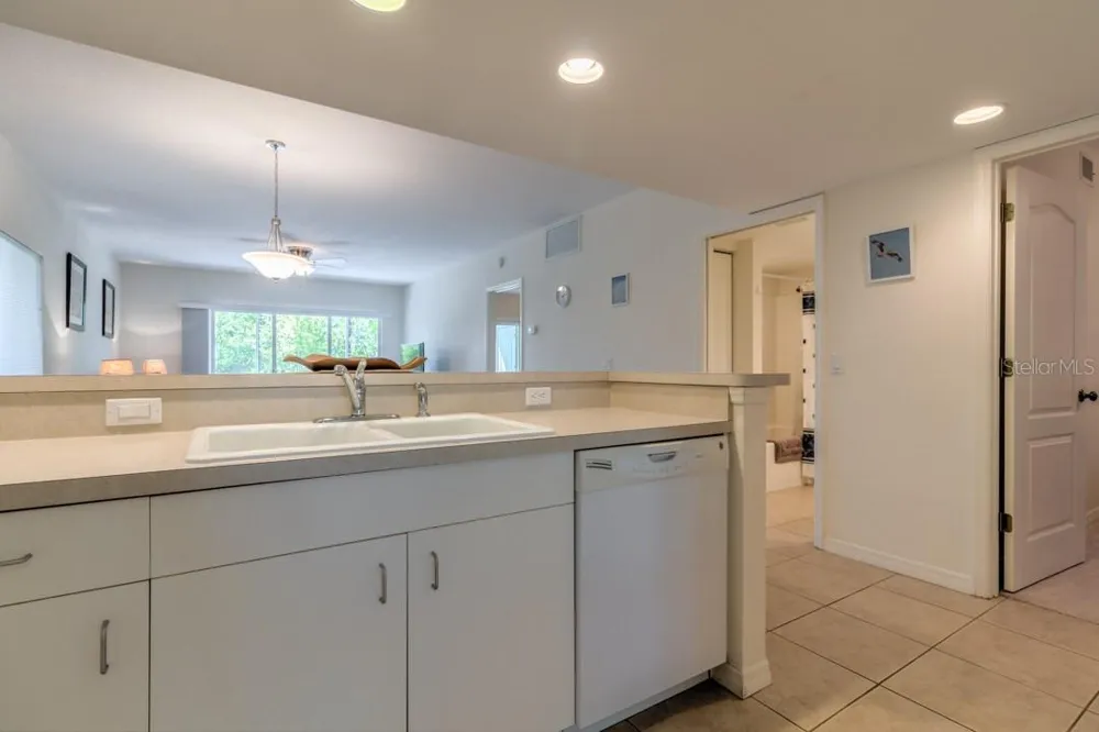 8151 MEMORY LANE #118 Rotonda West, FL 33947