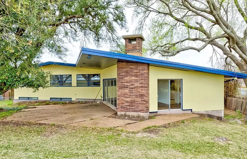 4600 Lakeshore Drive Port Arthur, TX 77642