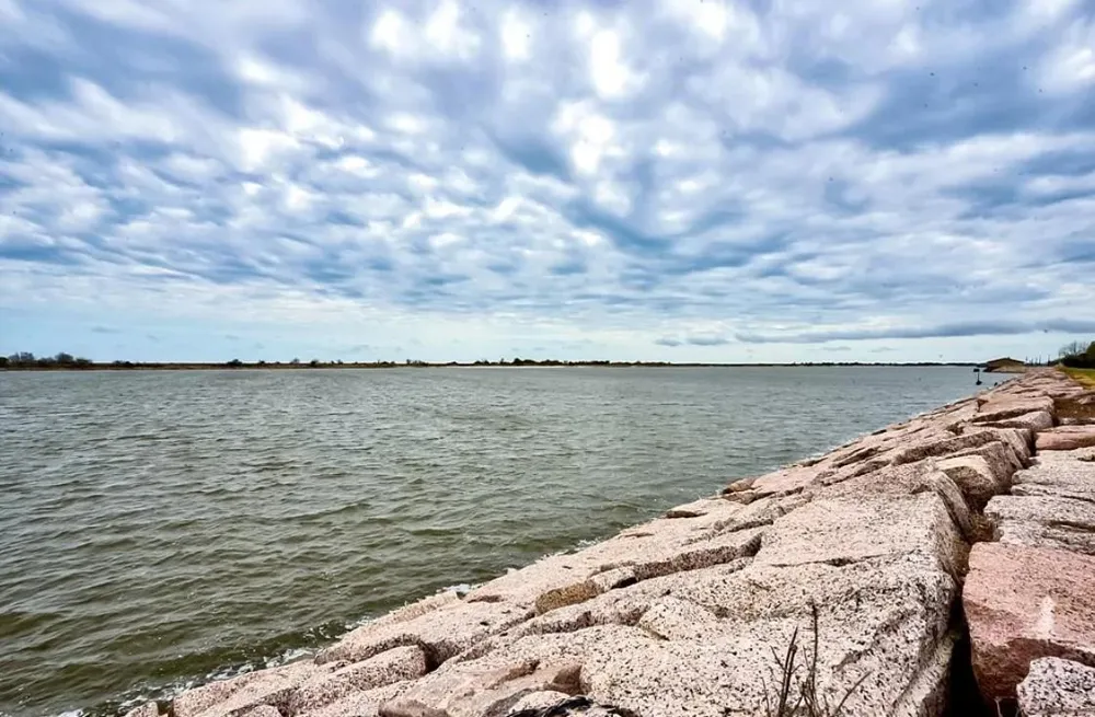 4600 Lakeshore Drive Port Arthur, TX 77642
