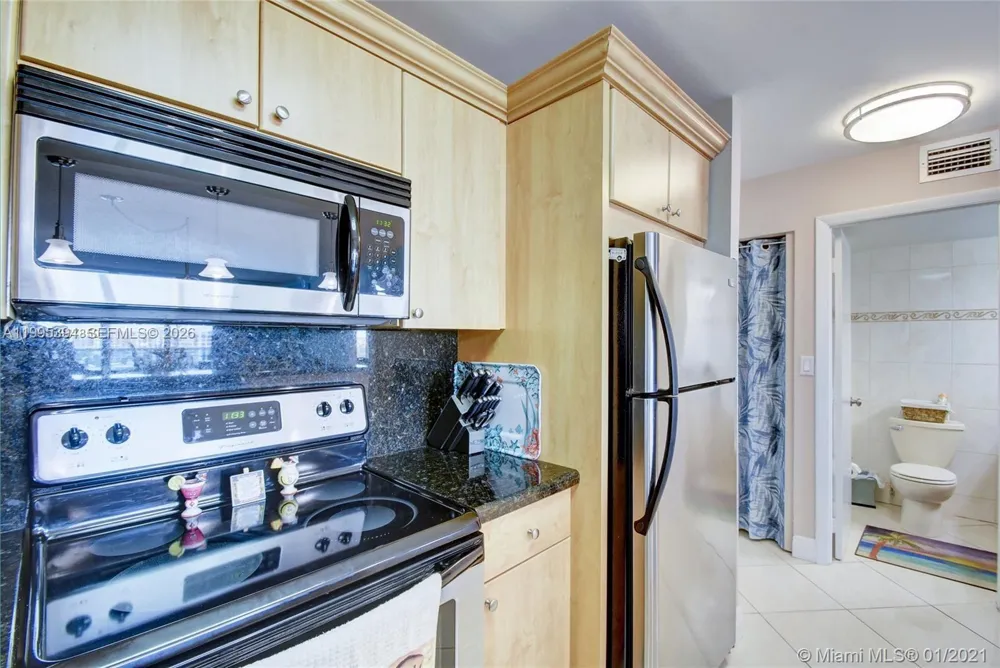3800 S Ocean Dr #902 Hollywood, FL 33019