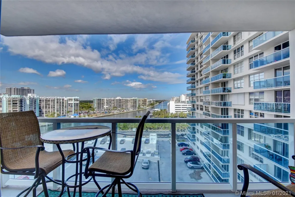 3800 S Ocean Dr #902 Hollywood, FL 33019