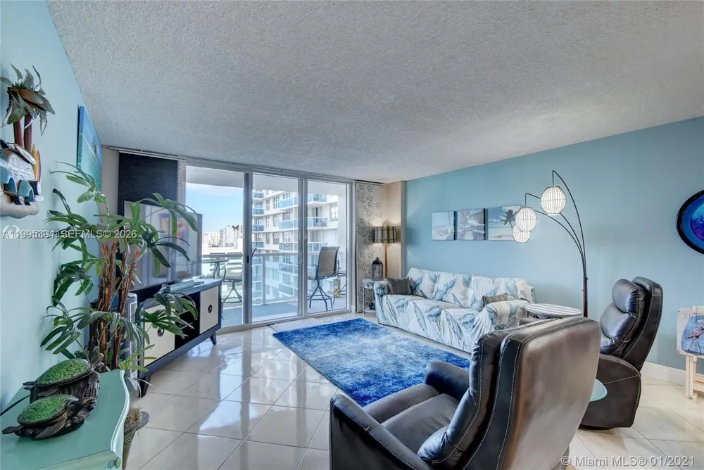 3800 S Ocean Dr #902 Hollywood, FL 33019