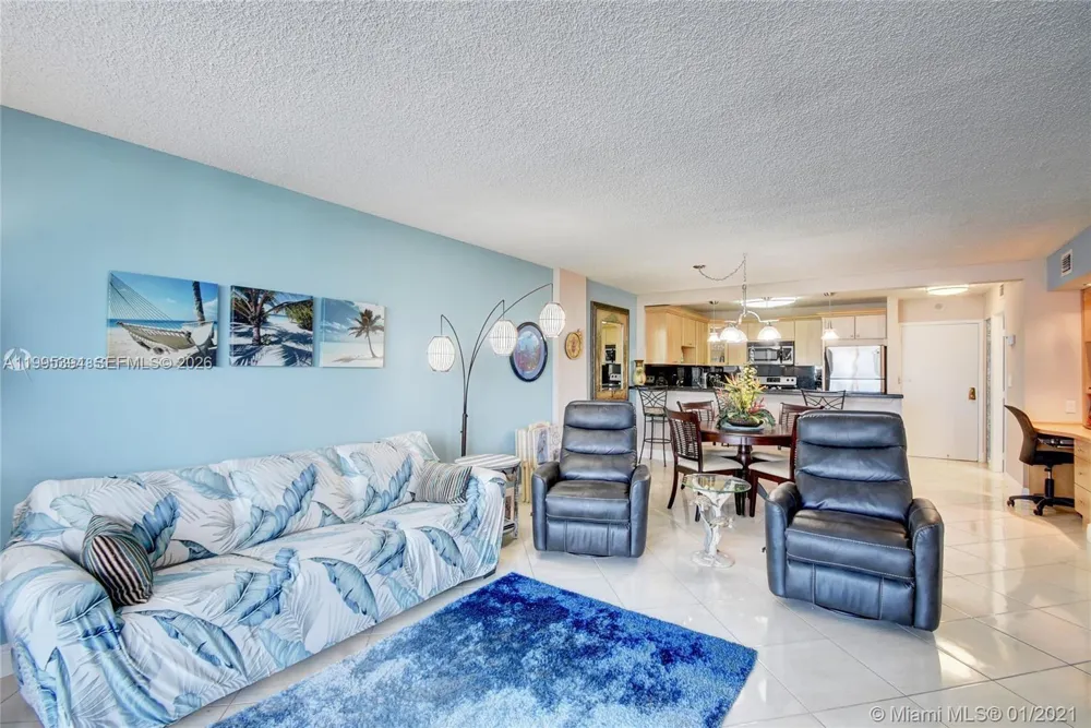 3800 S Ocean Dr #902 Hollywood, FL 33019