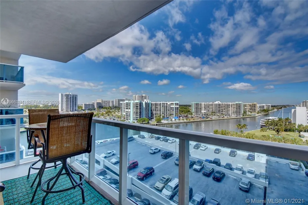 3800 S Ocean Dr #902 Hollywood, FL 33019