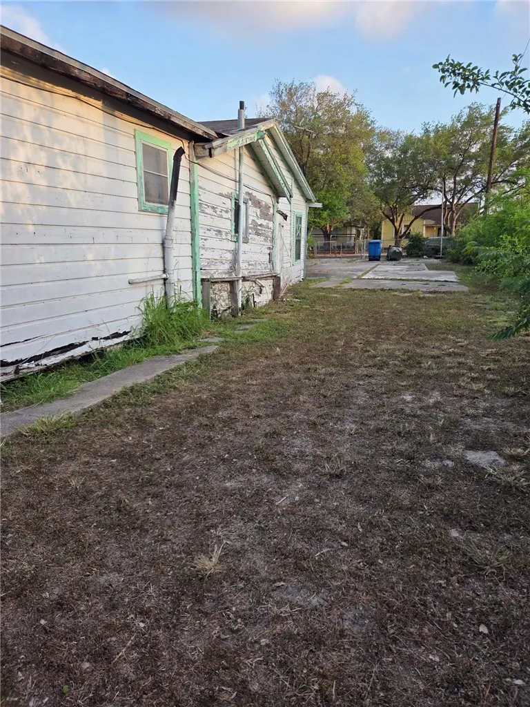 1210 Lolita Street Corpus Christi, TX 78416