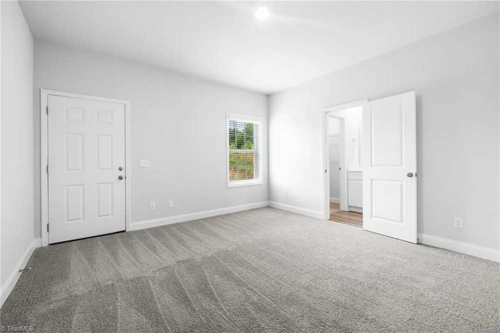 1729 University Drive #D1 Burlington, NC 27215
