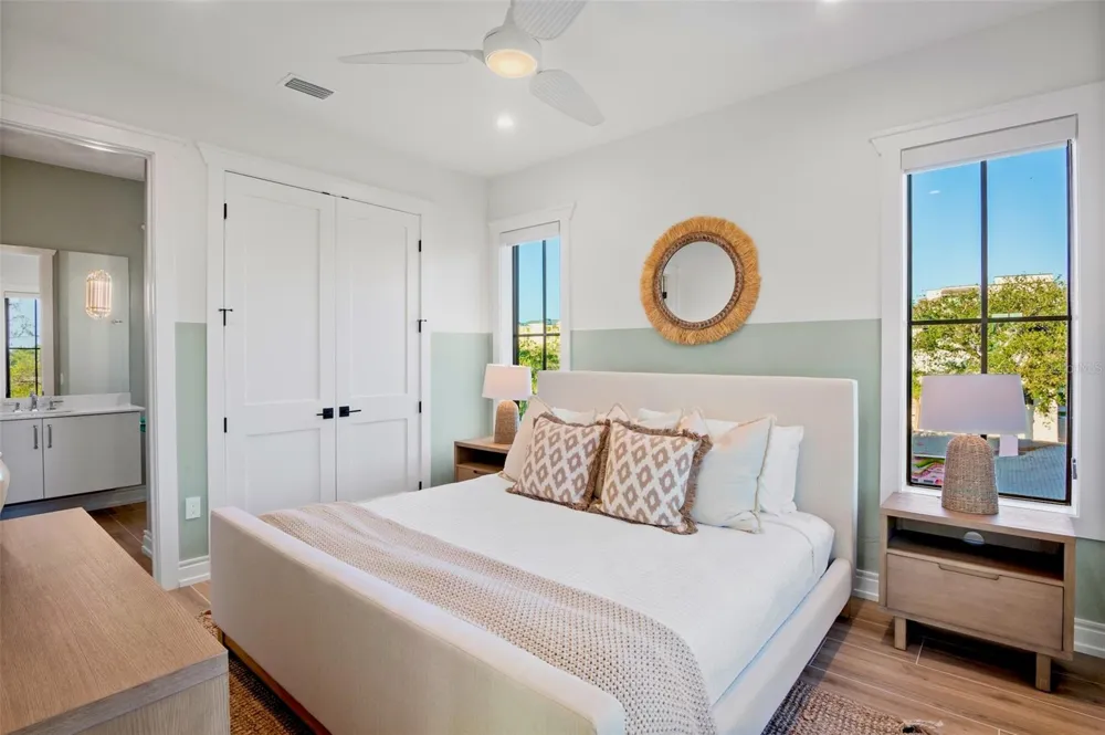 6548 SABAL DRIVE Sarasota, FL 34242