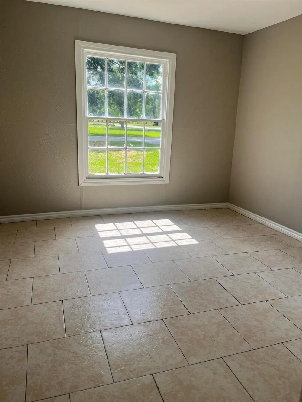 4980 Chambers Street Beaumont, TX 77705