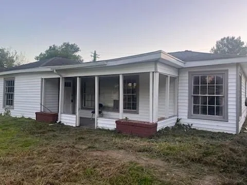 4980 Chambers Street Beaumont, TX 77705