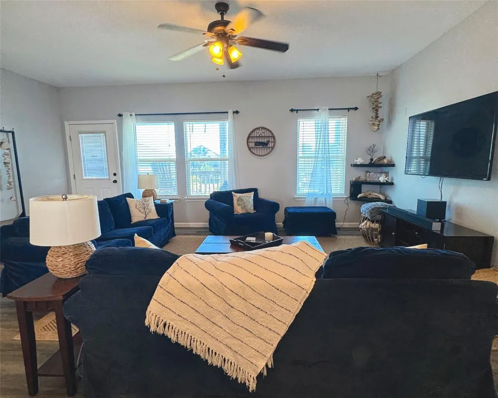 12930 Buccaneer Parkway Freeport, TX 77541