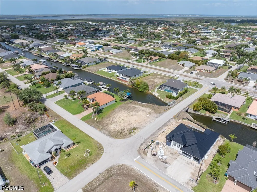 SW 28th Terrace Cape Coral, FL 33914