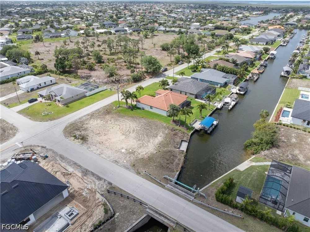 SW 28th Terrace Cape Coral, FL 33914
