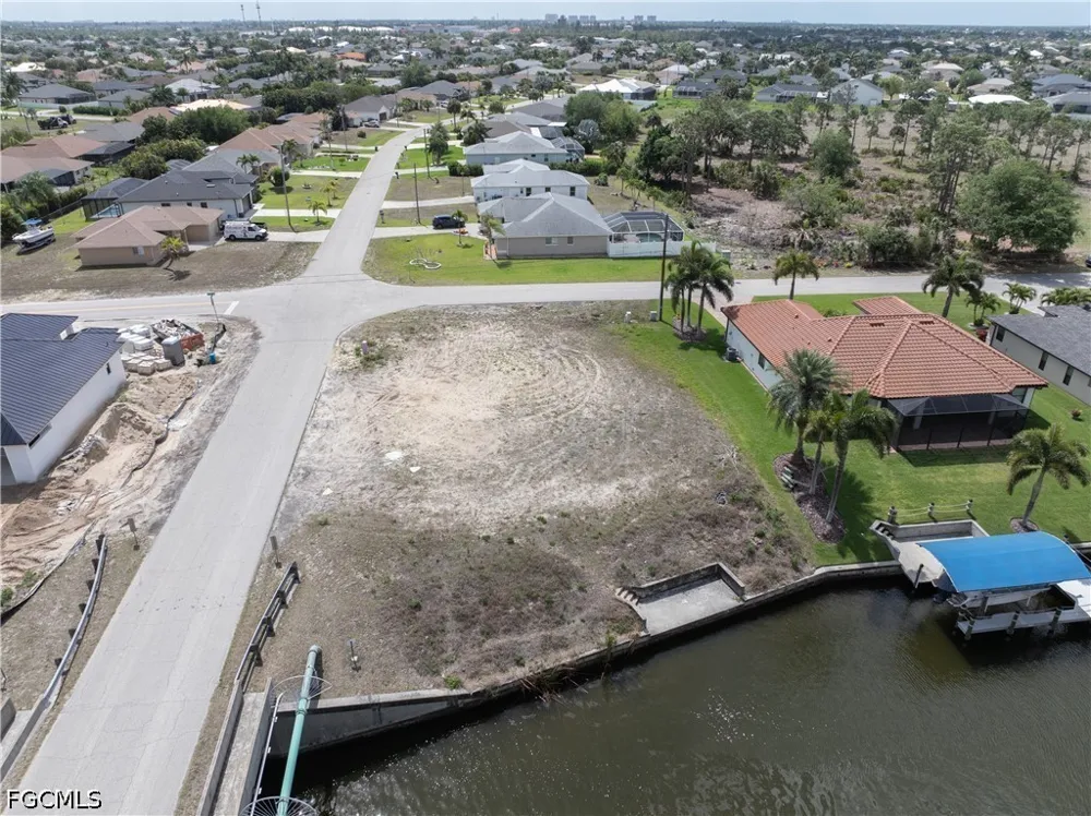 SW 28th Terrace Cape Coral, FL 33914