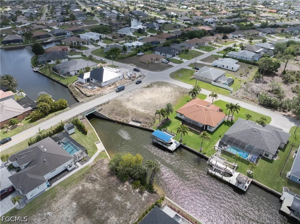 SW 28th Terrace Cape Coral, FL 33914