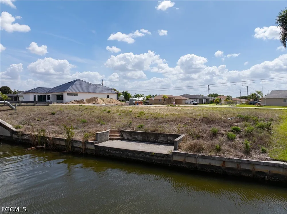 SW 28th Terrace Cape Coral, FL 33914