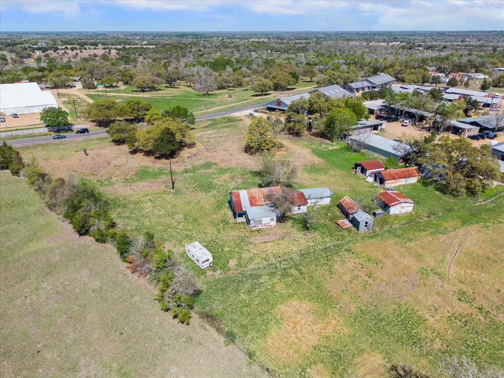 2121 S State Highway 237 Round Top, TX 78954