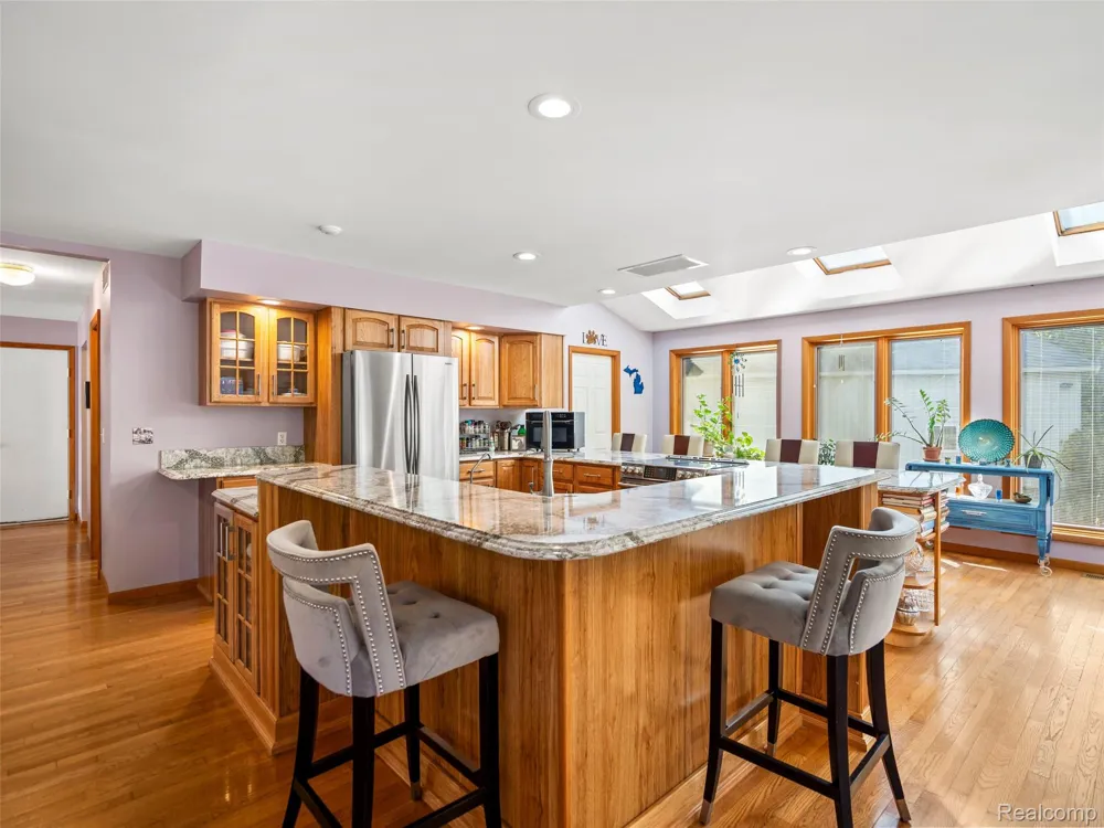7286 Pine Knob Road Clarkston City, MI 48348