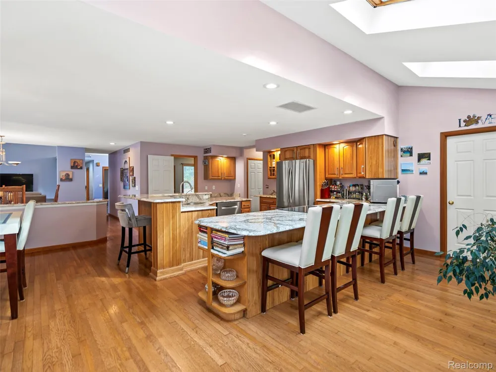 7286 Pine Knob Road Clarkston City, MI 48348