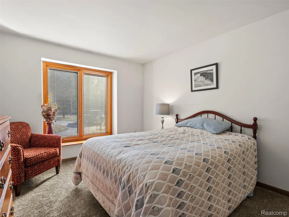 7286 Pine Knob Road Clarkston City, MI 48348