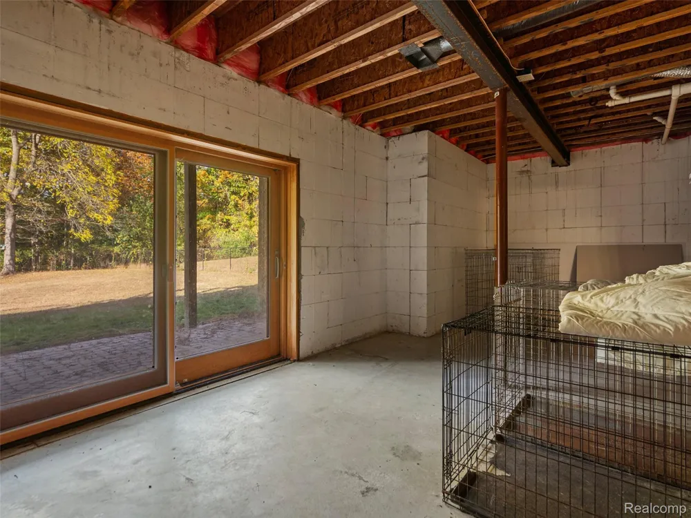 7286 Pine Knob Road Clarkston City, MI 48348