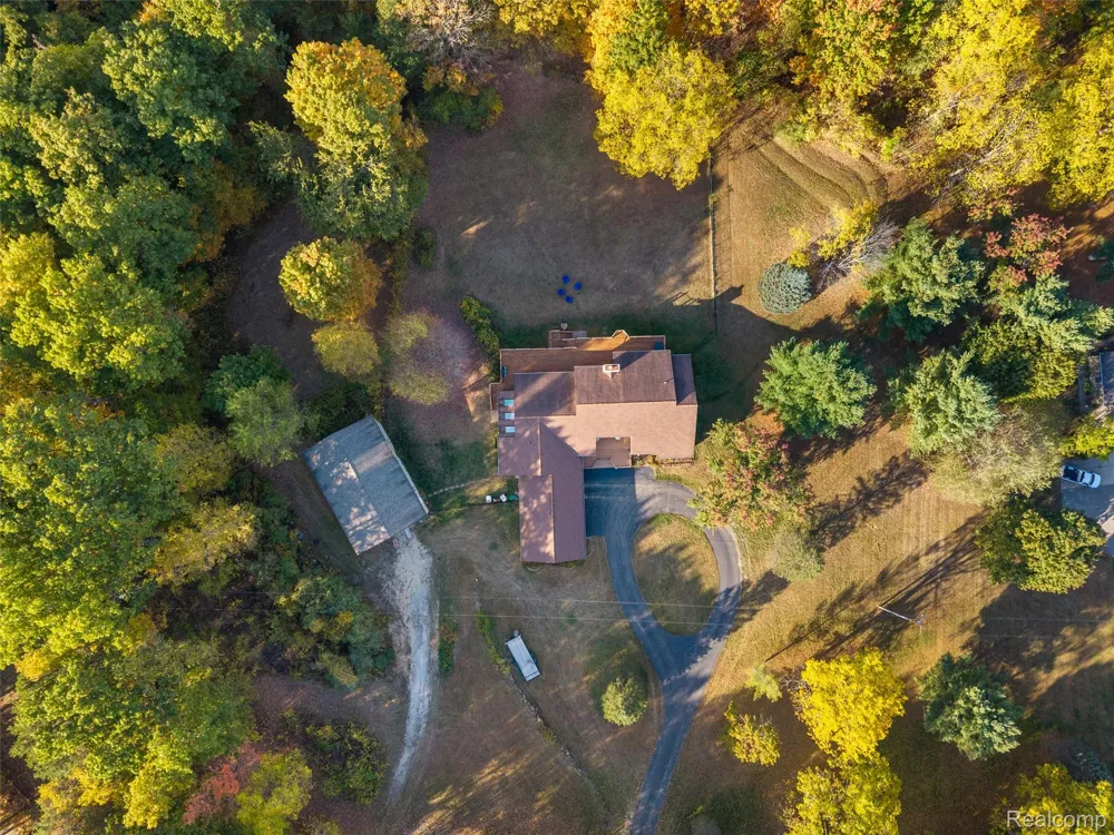 7286 Pine Knob Road Clarkston City, MI 48348