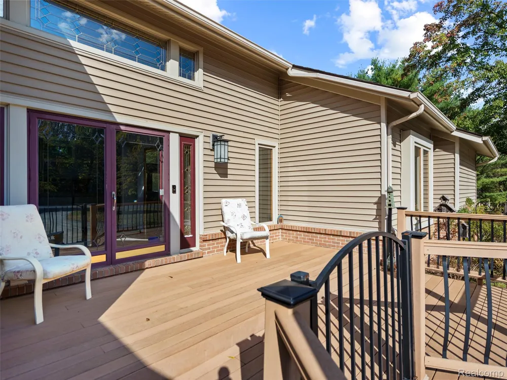 7286 Pine Knob Road Clarkston City, MI 48348